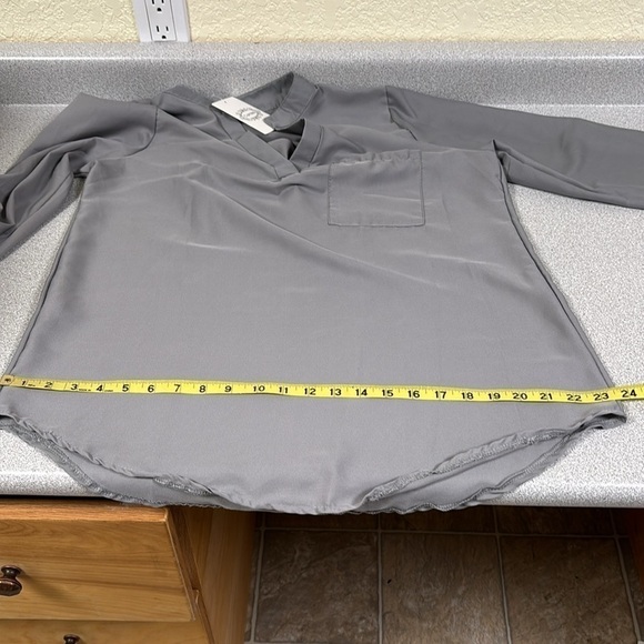 Camila blouse - Picture 10 of 13